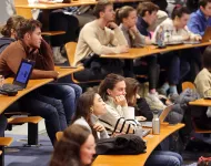 eleves-ingenieurs-amphi