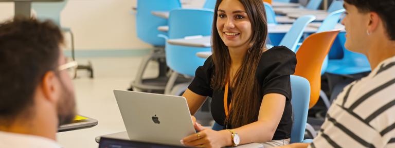 etudiants_eleves-ordinateur_cours